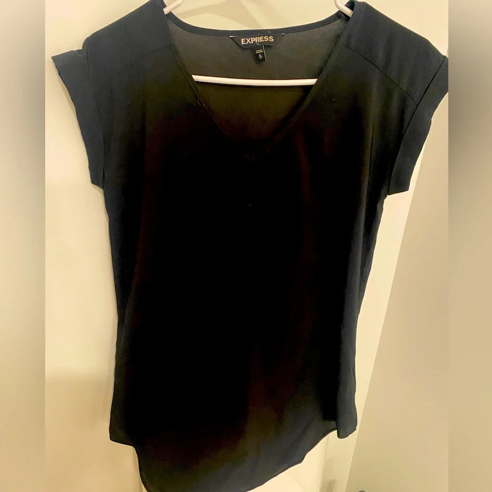 Black Express Top - Picture 1 of 2